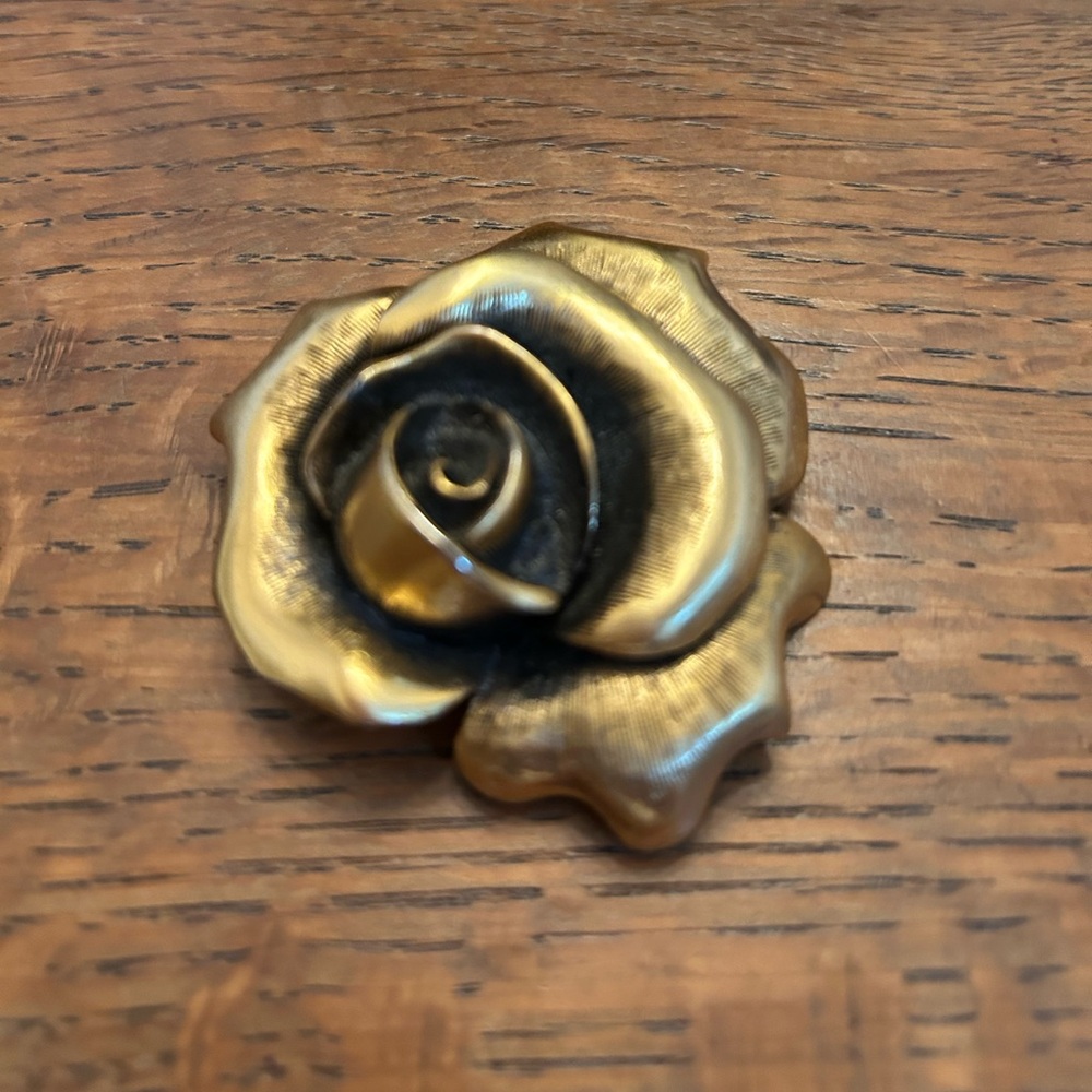 Beautiful 1950s Tortolani Brooch and Clip Earrings